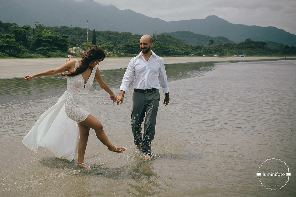 Foto Trash the Dress Sarah e Pedro e a intensidade do Amor - Ubatuba/SP - Imagem 37