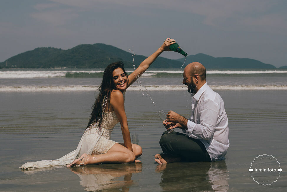Foto Trash the Dress Sarah e Pedro e a intensidade do Amor - Ubatuba/SP - Imagem 52