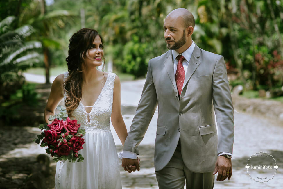 Foto Trash the Dress Sarah e Pedro e a intensidade do Amor - Ubatuba/SP - Imagem 12