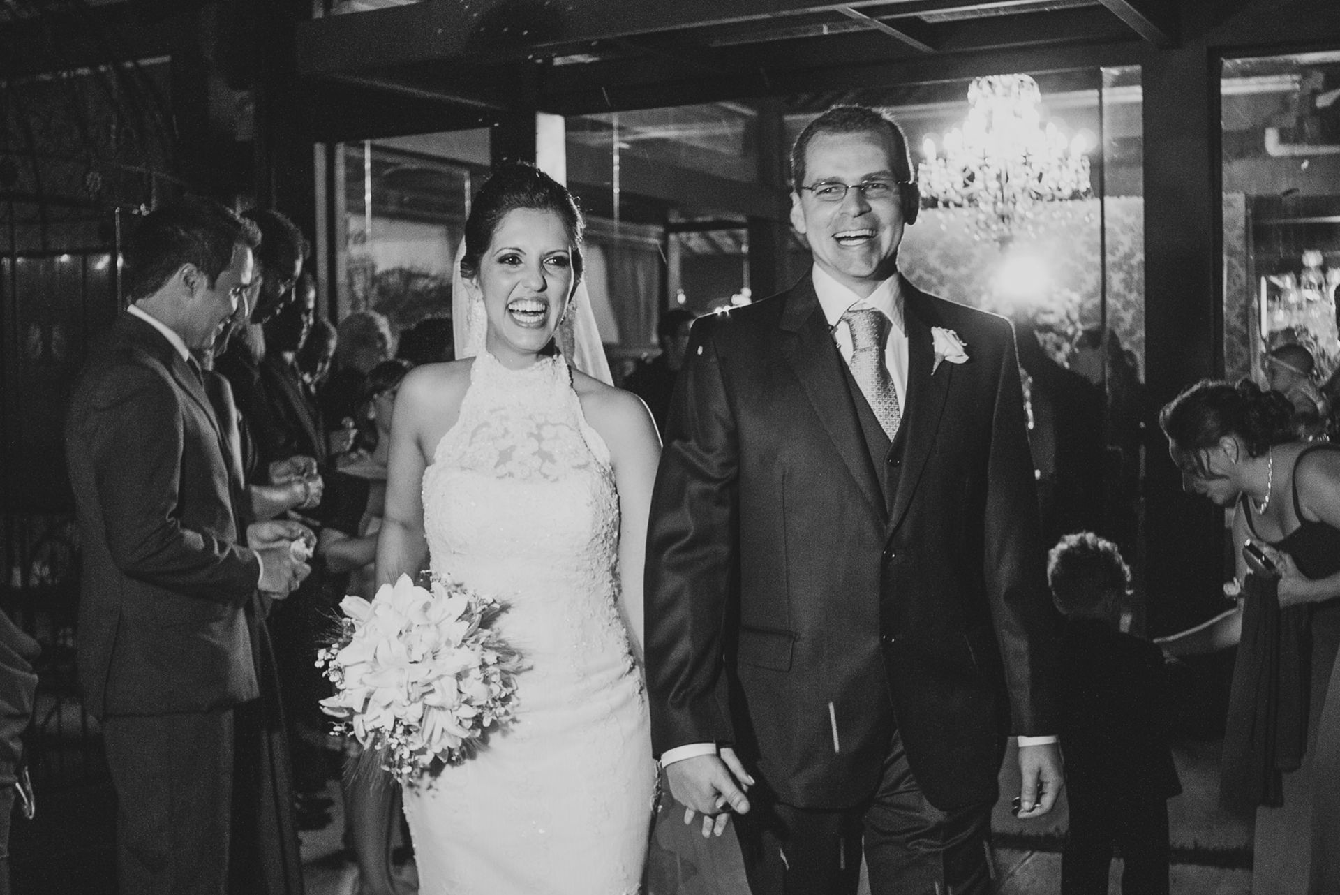 Foto Casamento Thalita e Cláudio - Quando a felicidade extravasa e contagia!!! Taubaté-SP Foto Casamento Thalita e Cláudio - Quando a felicidade extravasa e contagia!!! Taubaté-SP - Imagem 46