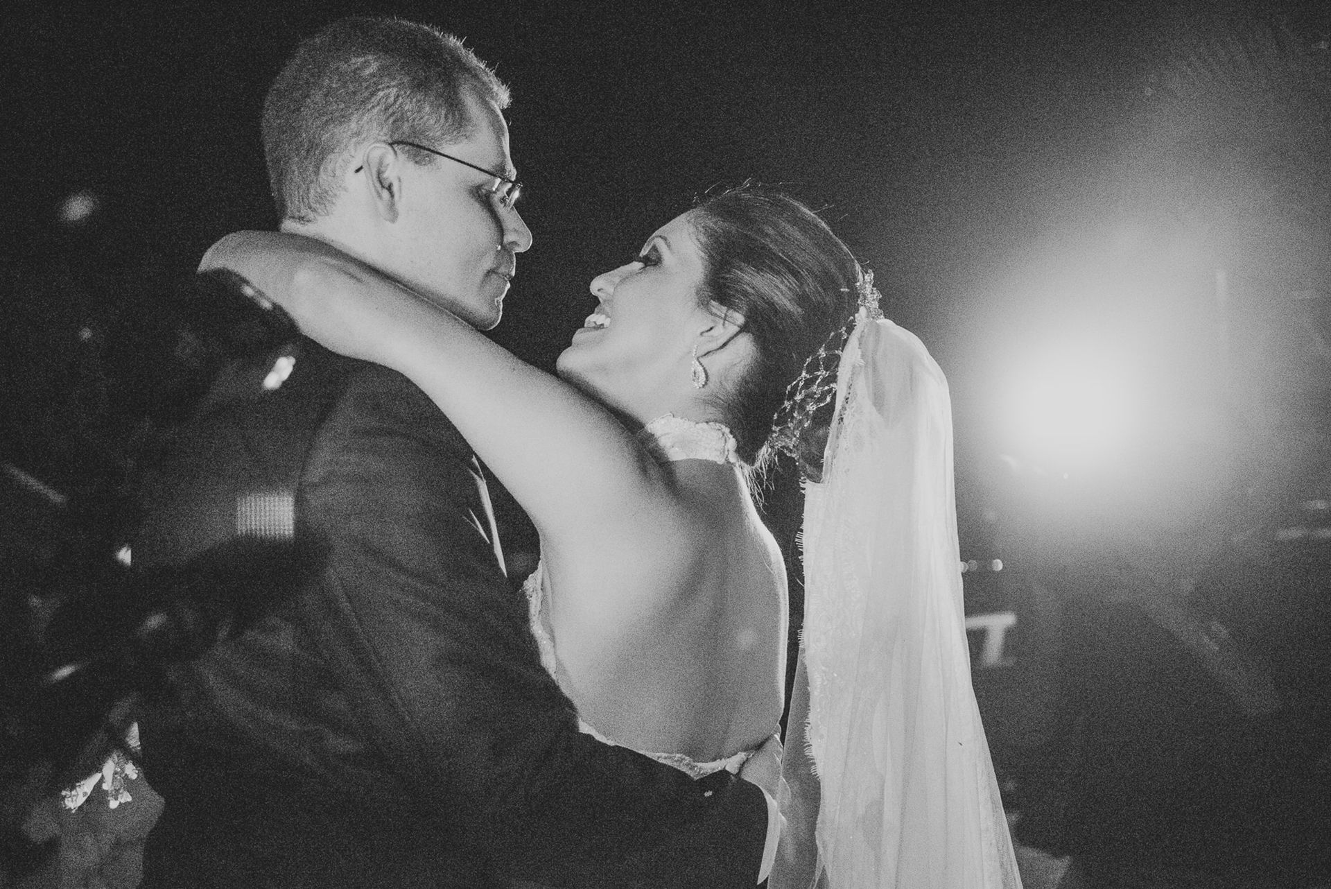 Foto Casamento Thalita e Cláudio - Quando a felicidade extravasa e contagia!!! Taubaté-SP Foto Casamento Thalita e Cláudio - Quando a felicidade extravasa e contagia!!! Taubaté-SP - Imagem 47